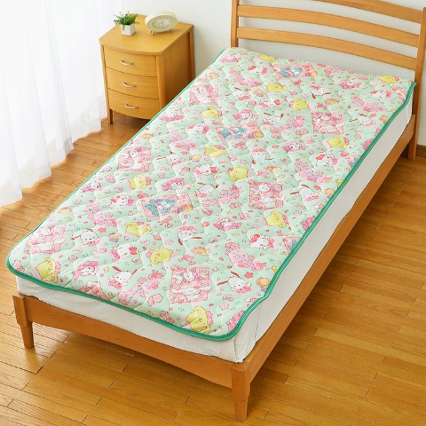 敷きパッド（シングルサイズ・サンリオキャラクターズ）