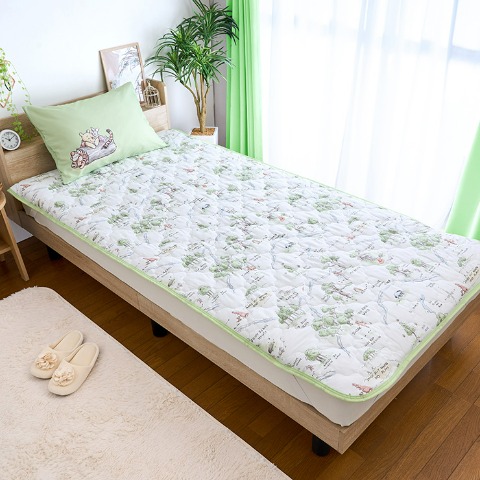 敷きパッド（シングルサイズ・くまのプーさん）