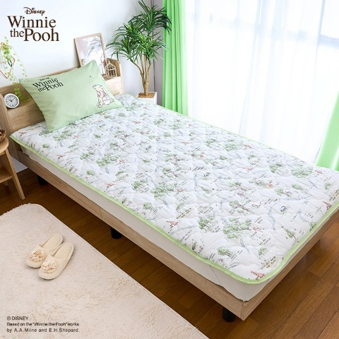 敷きパッド（シングルサイズ・くまのプーさん）