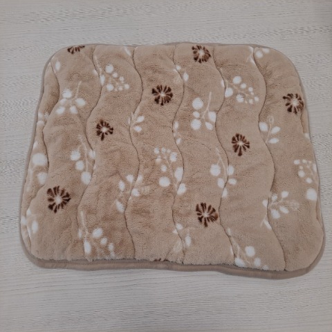 枕バッド（43×63cm・FIBER HEAT）リーフ柄