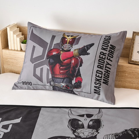 枕カバー（43×63cm・仮面ライダークウガ）