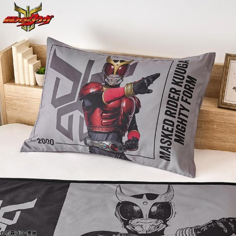 枕カバー（43×63cm・仮面ライダークウガ）