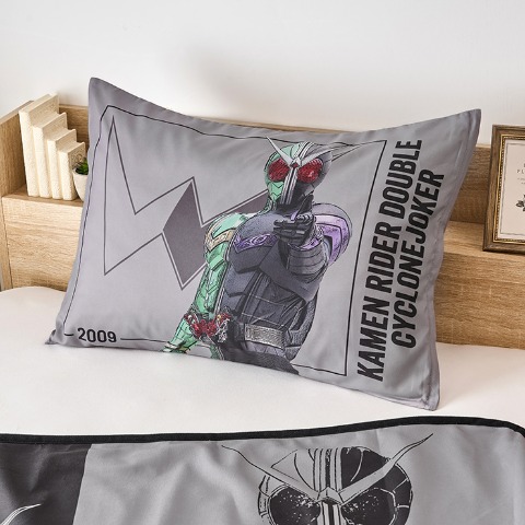 枕カバー（43×63cm・仮面ライダーW）