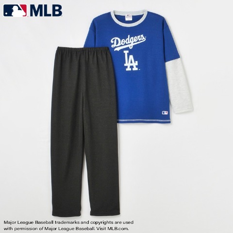 キッズ　パジャマ（140・150・160cm　MLB）