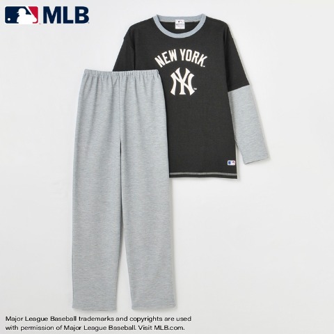 キッズ　パジャマ（150・160cm　MLB）
