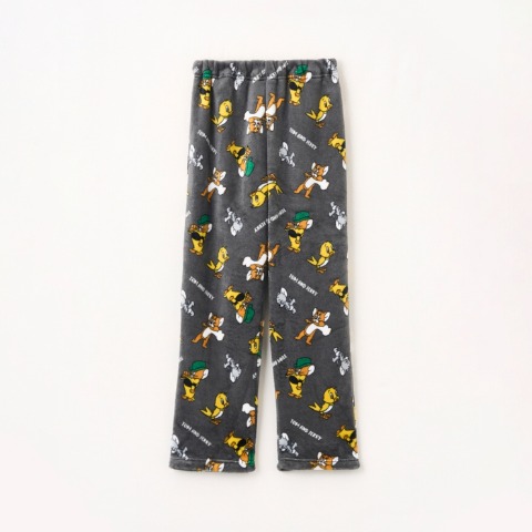 キッズ　パジャマ（140・150・160cm　トムとジェリー）