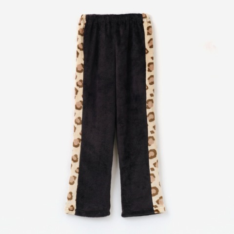 ガールズ　パジャマ（130・140・150・160cm　ハローキティ）