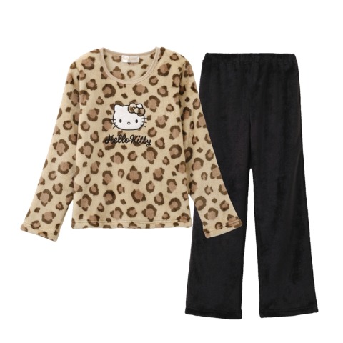 ガールズ　パジャマ（130・140・150・160cm　ハローキティ）