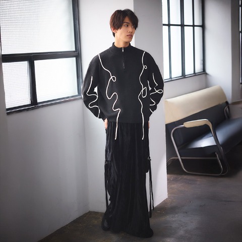 メンズ　ニットプルオーバー (SUREVE BLACK）