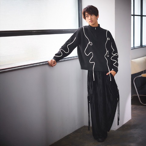 メンズ　ニットプルオーバー (SUREVE BLACK）