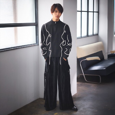 メンズ　ニットプルオーバー (SUREVE BLACK）