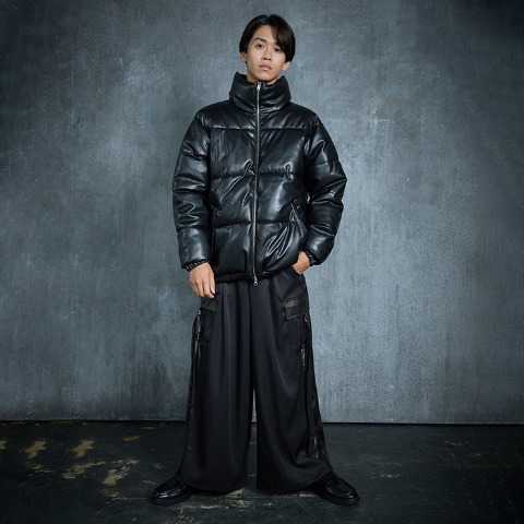 メンズ　中綿スタンドブルゾン（SUREVE BLACK）