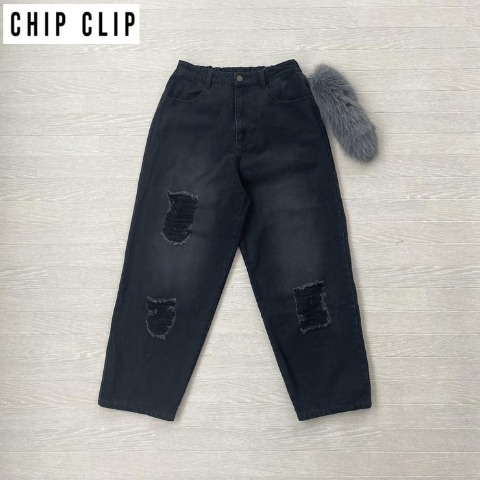メンズ　しっぽチャーム付デニムパンツ（CHIP CLIP×まひろ）