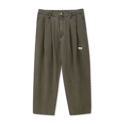 2タックデニムパンツ（Beyond Closet）