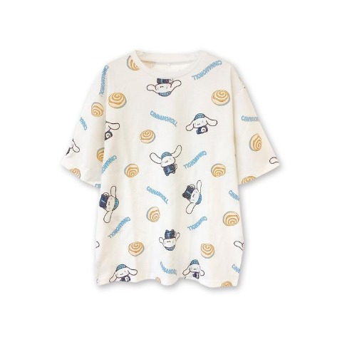 レディース　総柄Tシャツ（シナモロール）