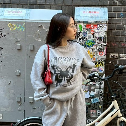 レディース　プルオーバー（CHIP CLIP×1095.）