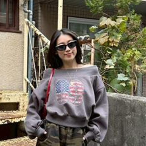 レディース　プルパーカ（CHIP CLIP×1095.）