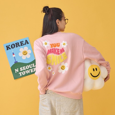 レディース　バックロゴプルオーバー（wiggle wiggle）