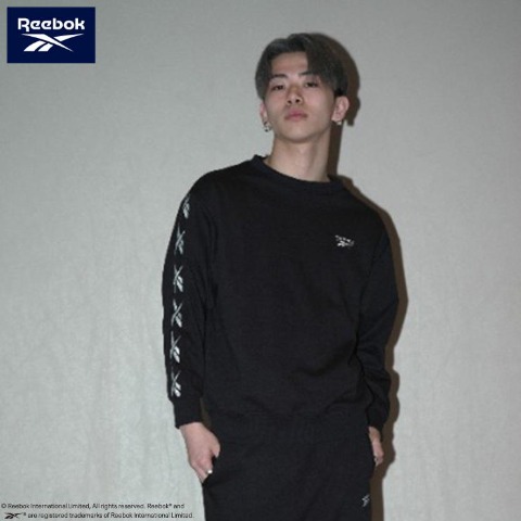 レディース　袖ラインプルオーバー（Reebok）