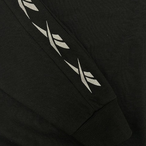 レディース　袖ラインプルオーバー（Reebok）