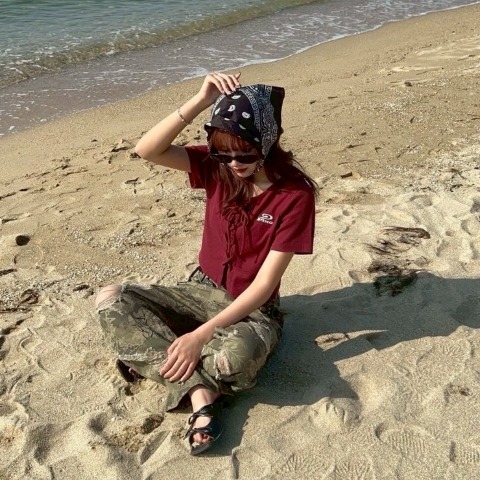 レディース　レースアッププルオーバー（PIKO）