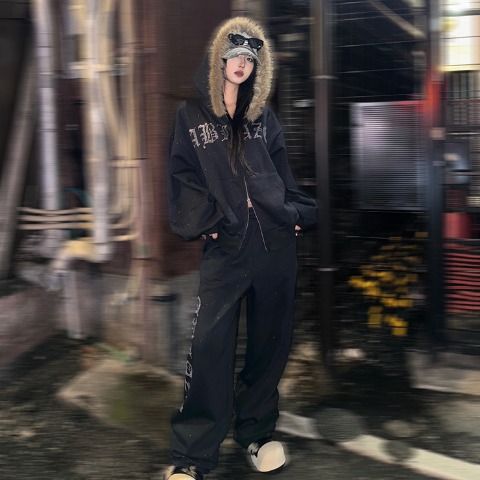 レディース　ジップパーカ（CHIP CLIP）