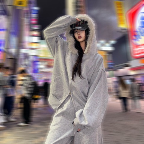 レディース　ジップパーカ（CHIP CLIP）