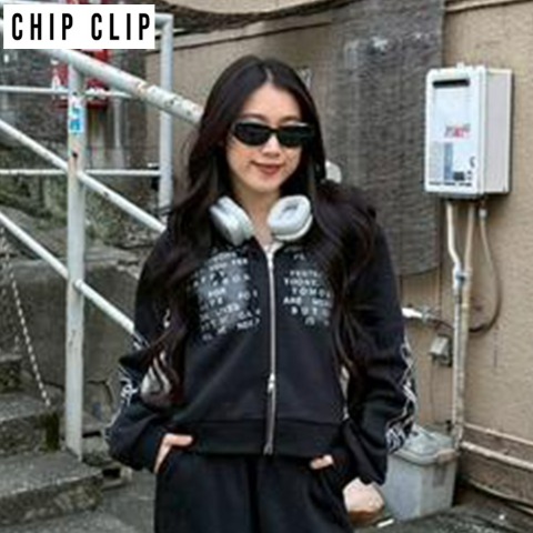 レディース　ジップパーカ（CHIP CLIP×1095.）