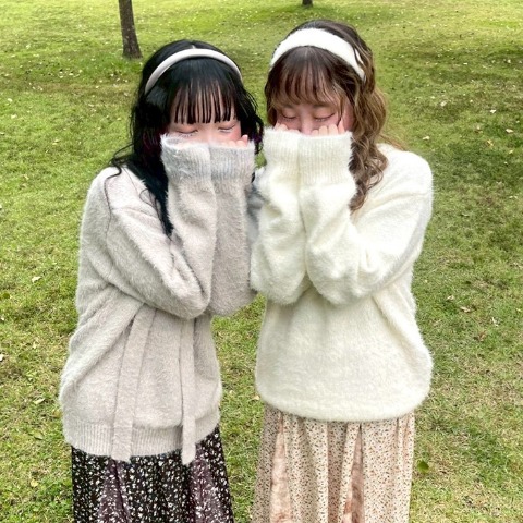 レディース　ニットプルオーバー（CHIP CLIP）