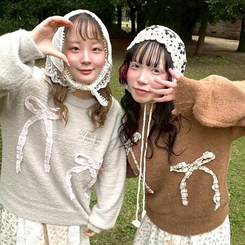 レディース　ニットプルオーバー（CHIP CLIP）