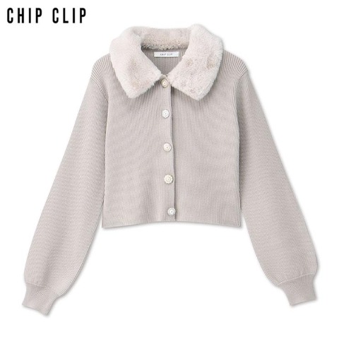 レディース　ファー襟付ニットカーディガン（CHIP CLIP）