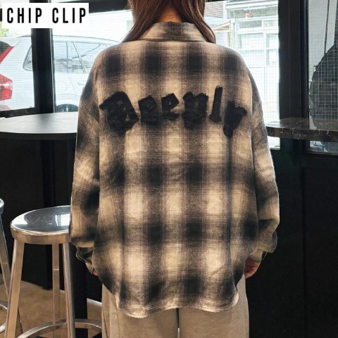 レディース　シャツ（CHIP CLIP・TikTok）