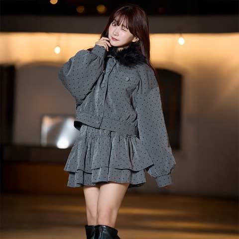 レディース　襟ファージャケット（CHIP CLIP）