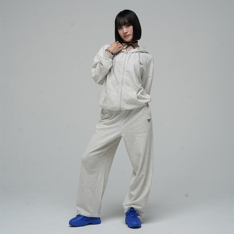 レディース　ロングパンツ（Reebok）