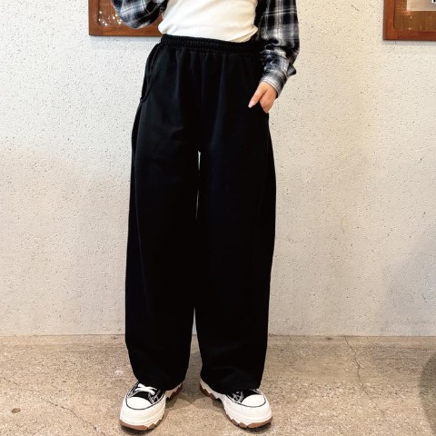 レディース　スウェットパンツ（CHIP CLIP・TikTok）