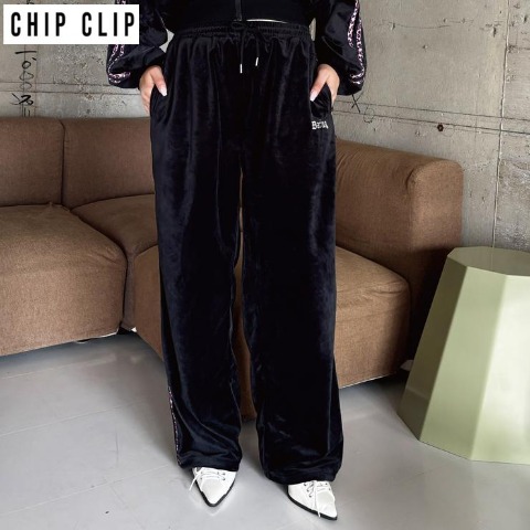 レディース　パンツ（CHIP CLIP・TikTok）