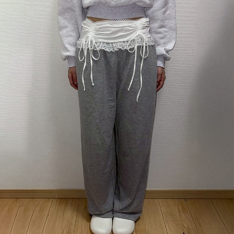 レディース　パンツ（CHIP CLIP・TikTok）