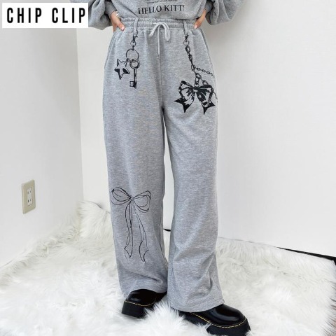 レディース　パンツ（CHIP CLIP・TikTok）