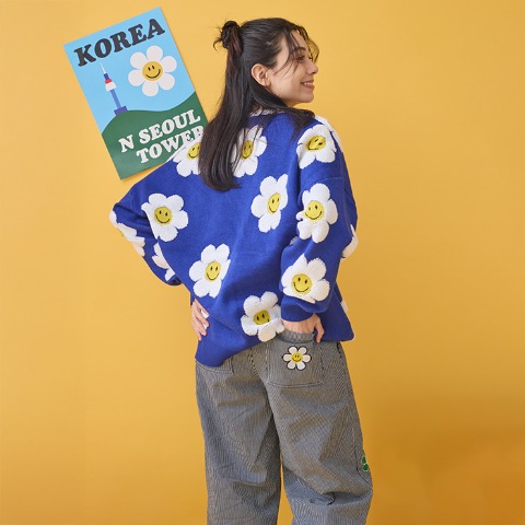 レディース　フラワーワッペンデニムパンツ（wiggle wiggle）