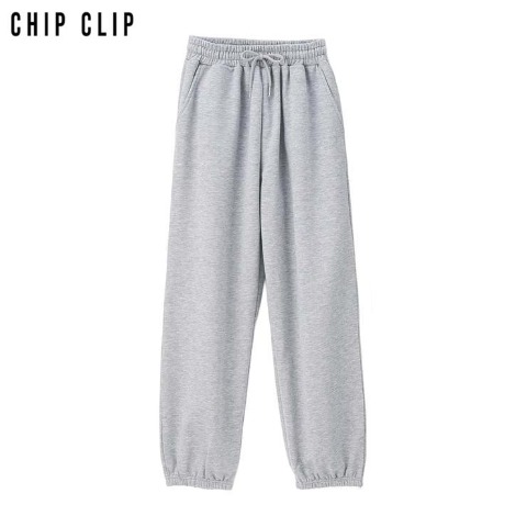 レディース　バックロゴワイドストレートパンツ（CHIP CLIP）