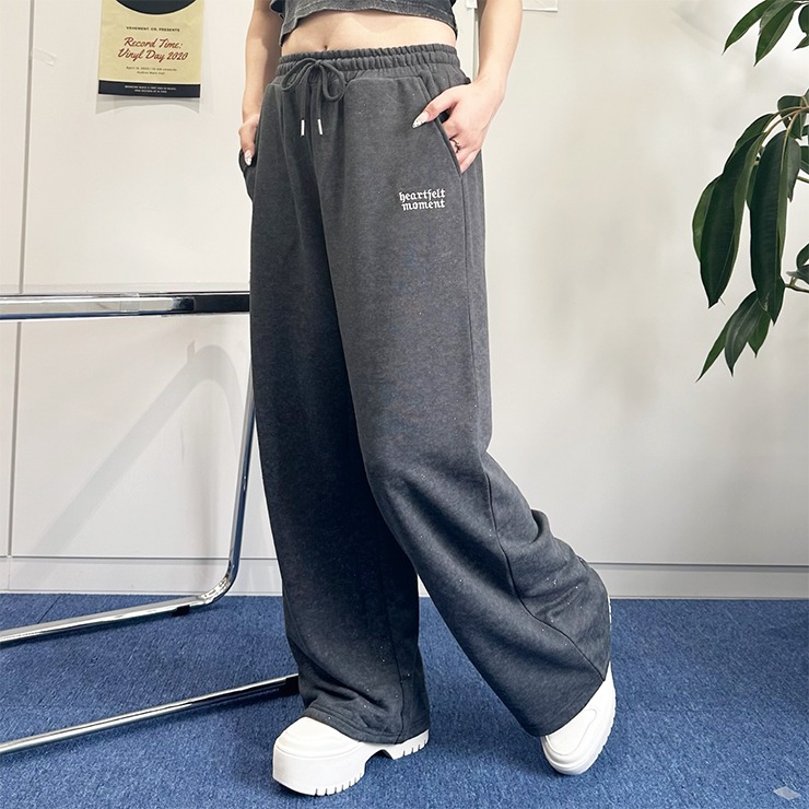 【nit alcove】ILLIT着用 ドット柄 レースフリル パンツ 韓国 レディース【S～L】 サイド刺しゅうロゴパンツ（CHIP CLIP・TikTok