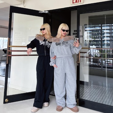 レディース　ジップパーカ+パンツ（CHIP CLIP・TikTok）