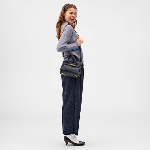 レディース　ニットプルオーバー（bleu et rose）