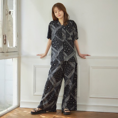 レディース　総柄シャツ（Denifits）