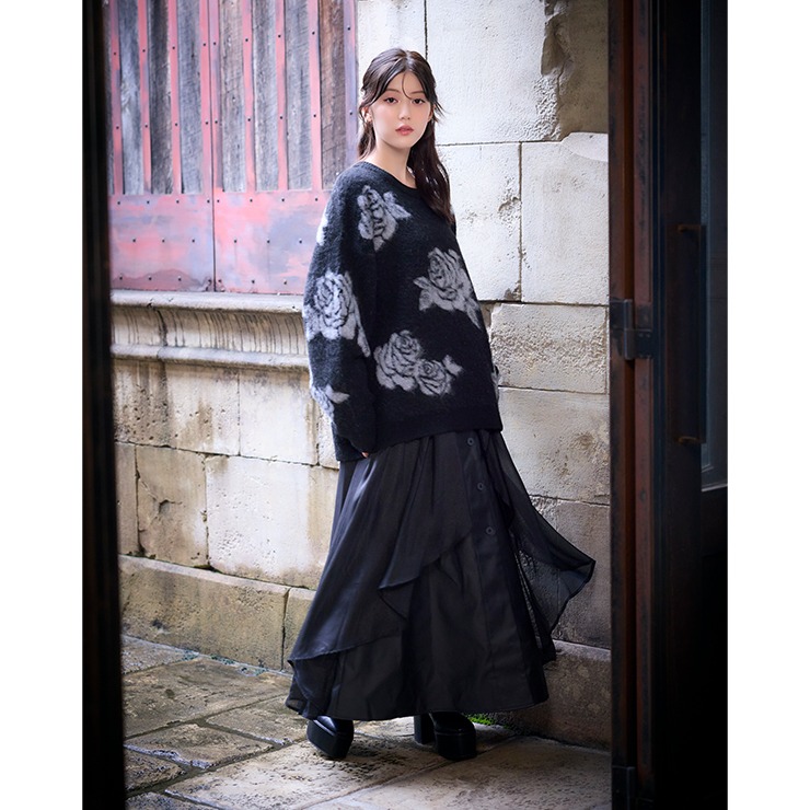 レディース ローズ柄シャギーニット（SUREVE BLACK） | アベイル
