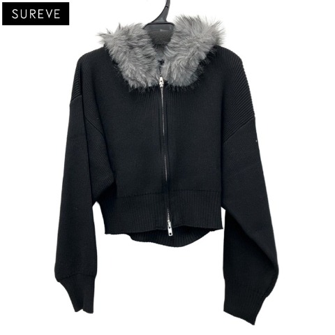 レディース　ファー付ニットパーカ（SUREVE）