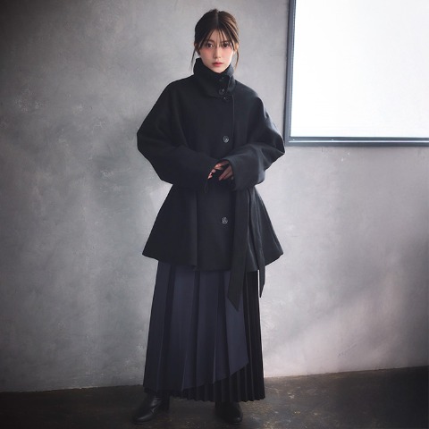 レディース　コート（SUREVE BLACK）