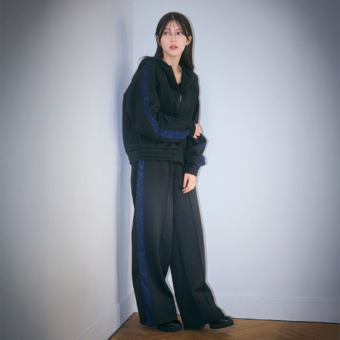 レディース　ブルゾン（SUREVE BLACK）