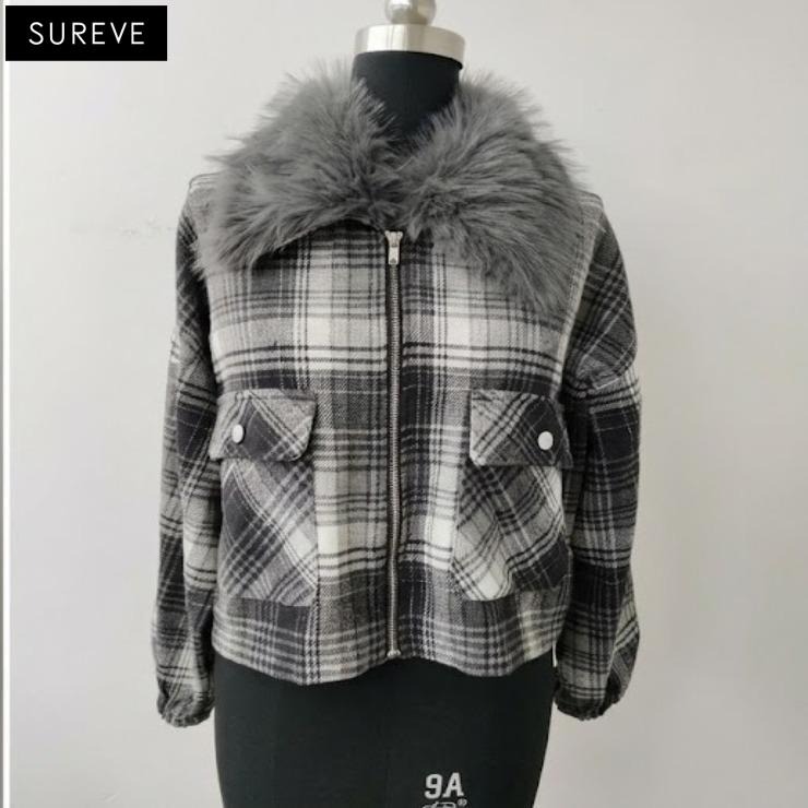 レディース 襟ファー使いチェック柄ジャケット（SUREVE） | アベイル