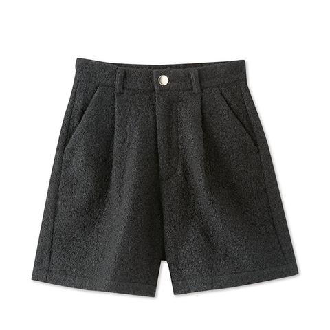 レディース　ショートパンツ（SUREVE）